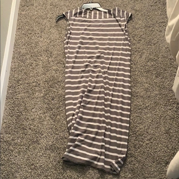 Expensive Chico’s dress for cheap - Picture 4 of 4